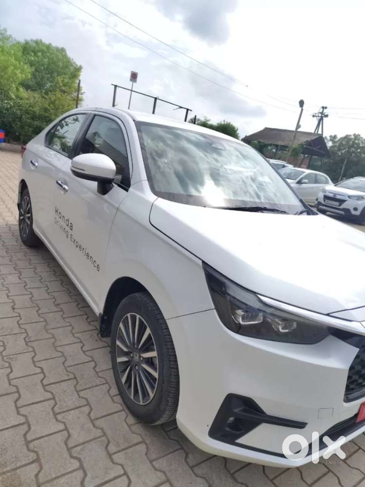 Honda Amaze, 2024, Petrol