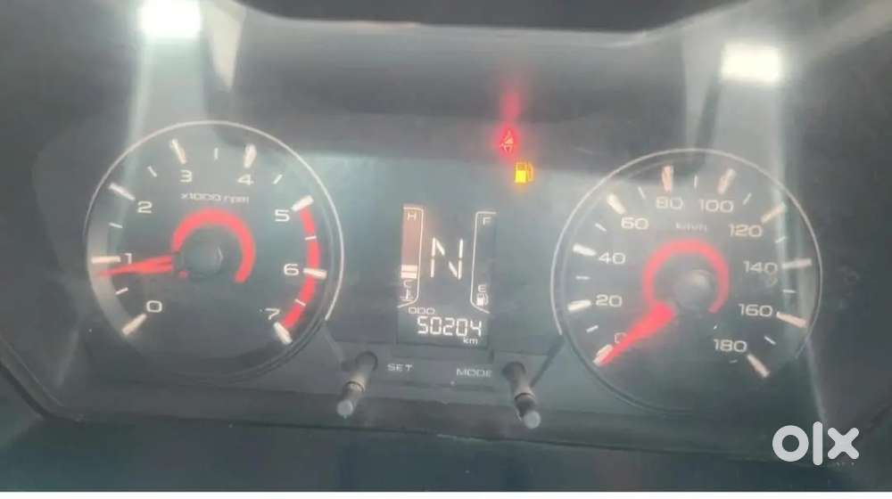 Mahindra Kuv 100 2016