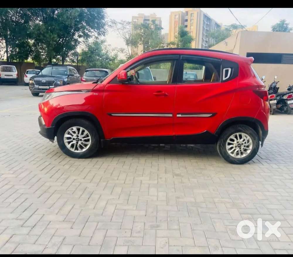 Kuv100 6 Seater K8 Top Model