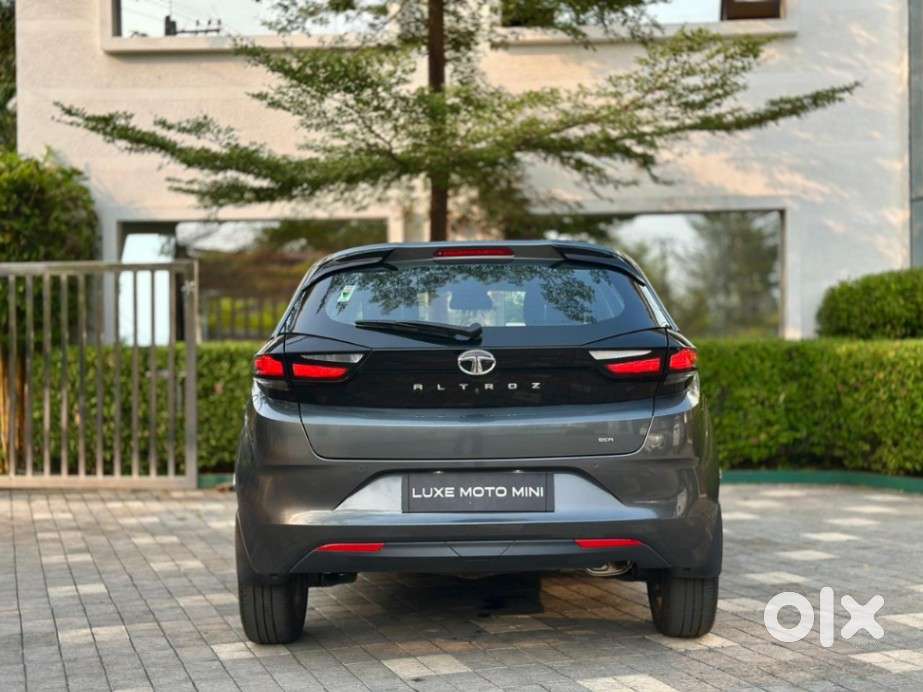 Tata Altroz 1.2 Xza Plus, 2023, Petrol