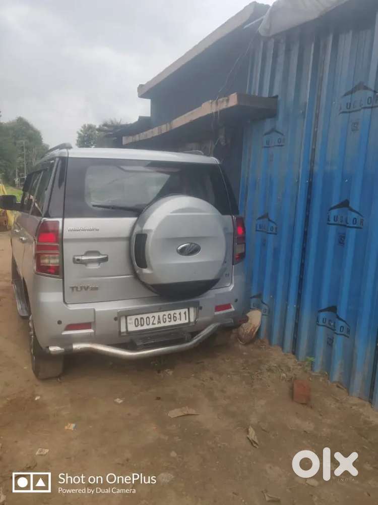 Mahindra Tuv 300 2017 Diesel 250000 Km Driven