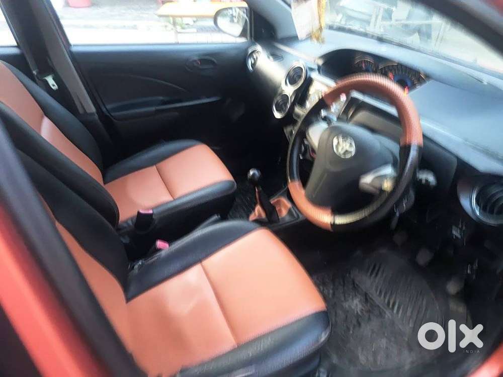 Toyota Etios Cross, 2015, Petrol