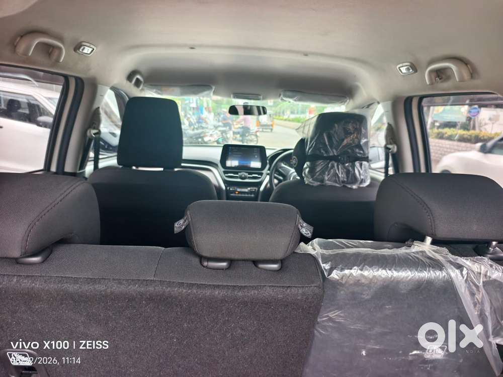 Maruti Suzuki Grand Vitara 1.5 Sigma Smart Hybrid, 2026, Petrol