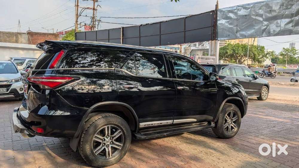 Toyota Fortuner 3.0 Sportivo 4x2 Mt, 2023, Diesel