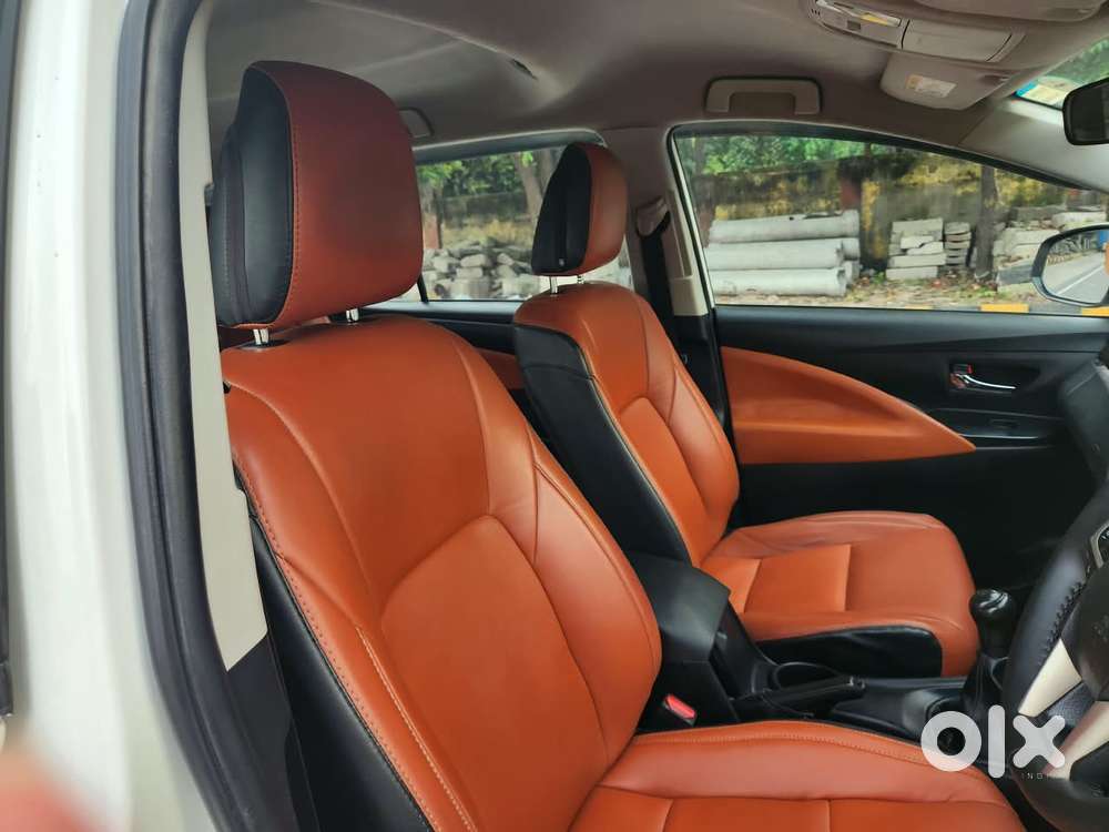 Toyota Innova Crysta 2.4 G Mt 7 Str, 2020, Diesel