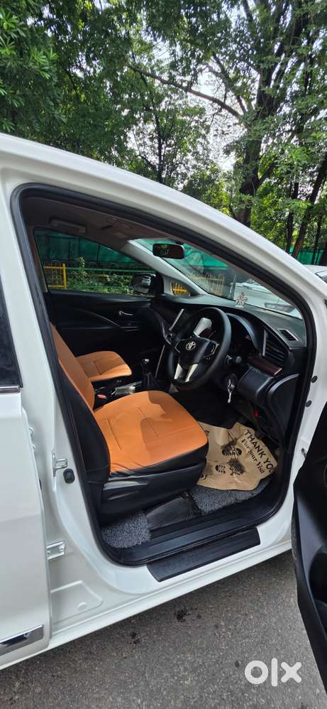 Toyota Innova Crysta 2.4 G Mt 8s, 2017, Diesel