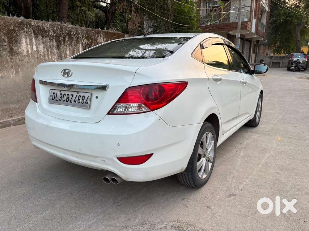 Verna 2013 Manual Top Model Fixed Price  / Only Genuine Buys Only Plz