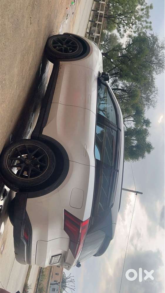 Mahindra Xuv700 Diesel 2022