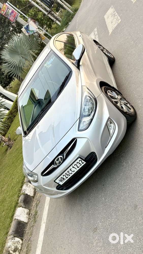 Hyundai Verna 1.6 Sx Vtvt, 2013, Petrol