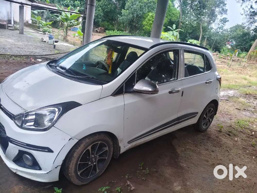 Hyundai Grand I10 Sportz November 2015 Diesel