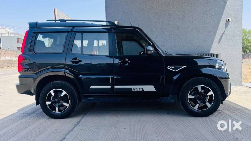 Mahindra Scorpio Classic 2.2 S 11 Mt 7 Cc, 2023, Diesel