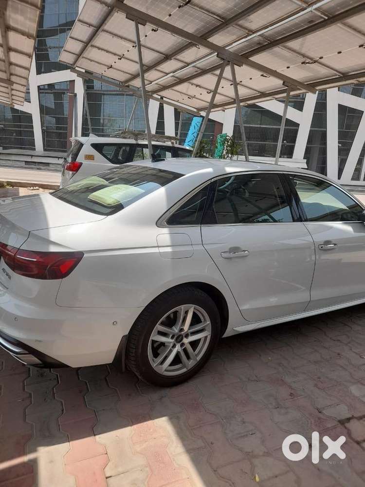 Excellent Condition Almost New Look White