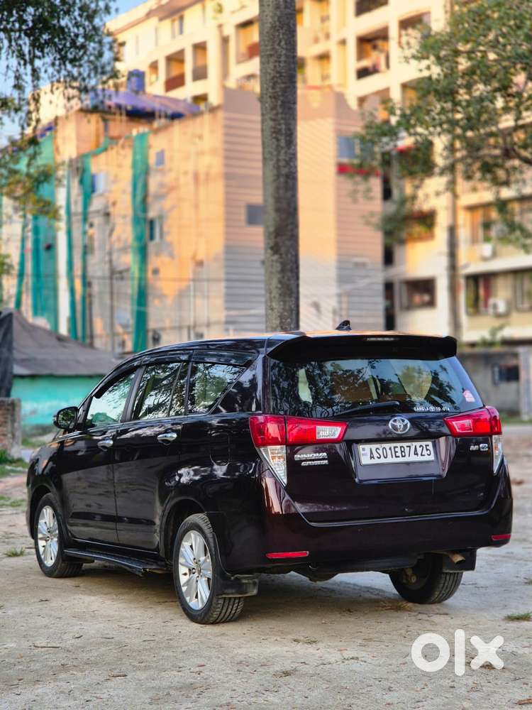 Toyota Innova Crysta