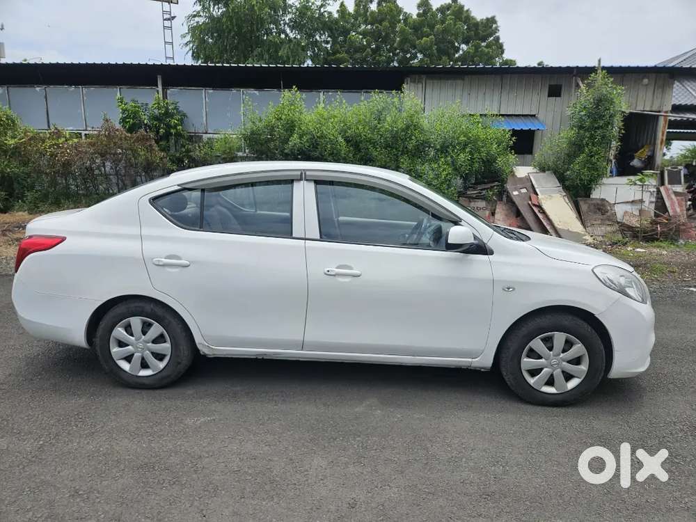 Nissan Sunny 2013 Petrol Well Maintained