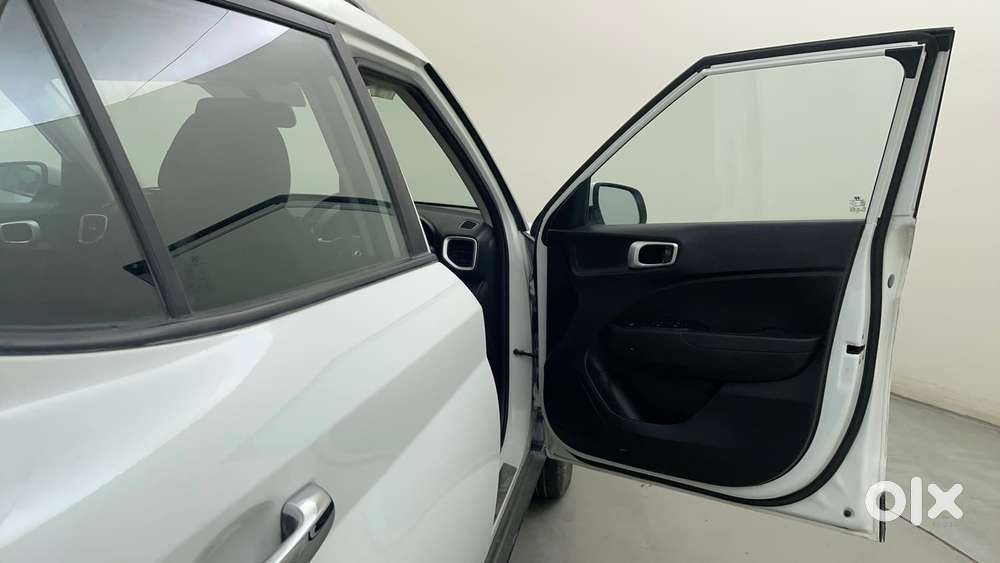 Hyundai Venue Sx Plus Turbo Dct, 2021, Petrol