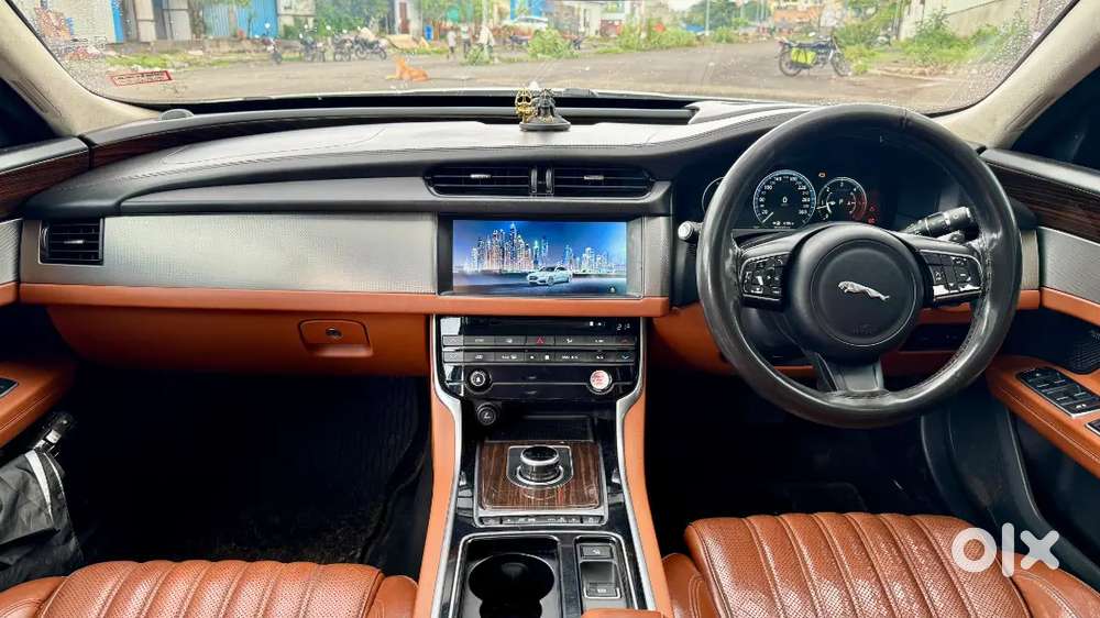 Limited Edition Jaguar Xf 2.0 Portfolio