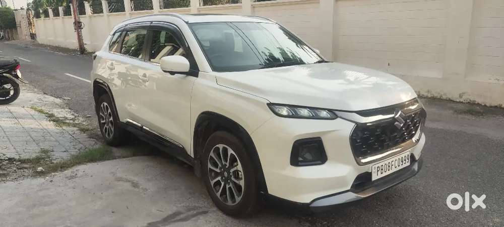 Maruti Suzuki Grand Vitara 2023 Petrol Well Maintained