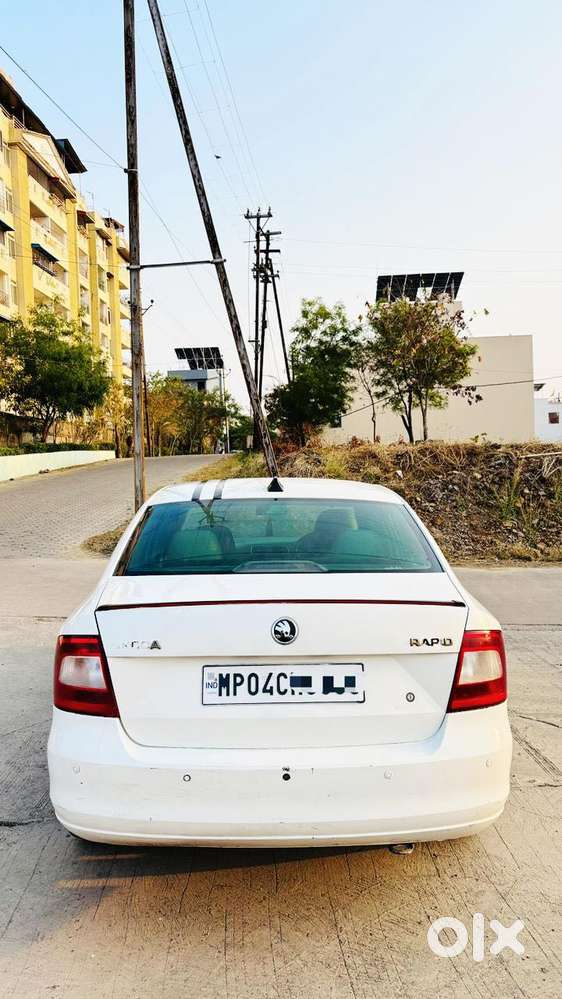 Skoda Rapid Ambition 1.6 Mpi Manual Plus Alloy, 2015, Diesel