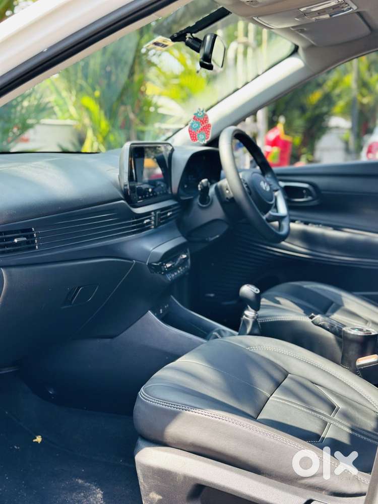 Hyundai I20 Asta (o) 1.2 Mt, 2023, Petrol