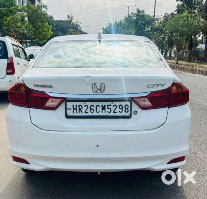Honda City 2015 Cng & Hybrids Good Condition