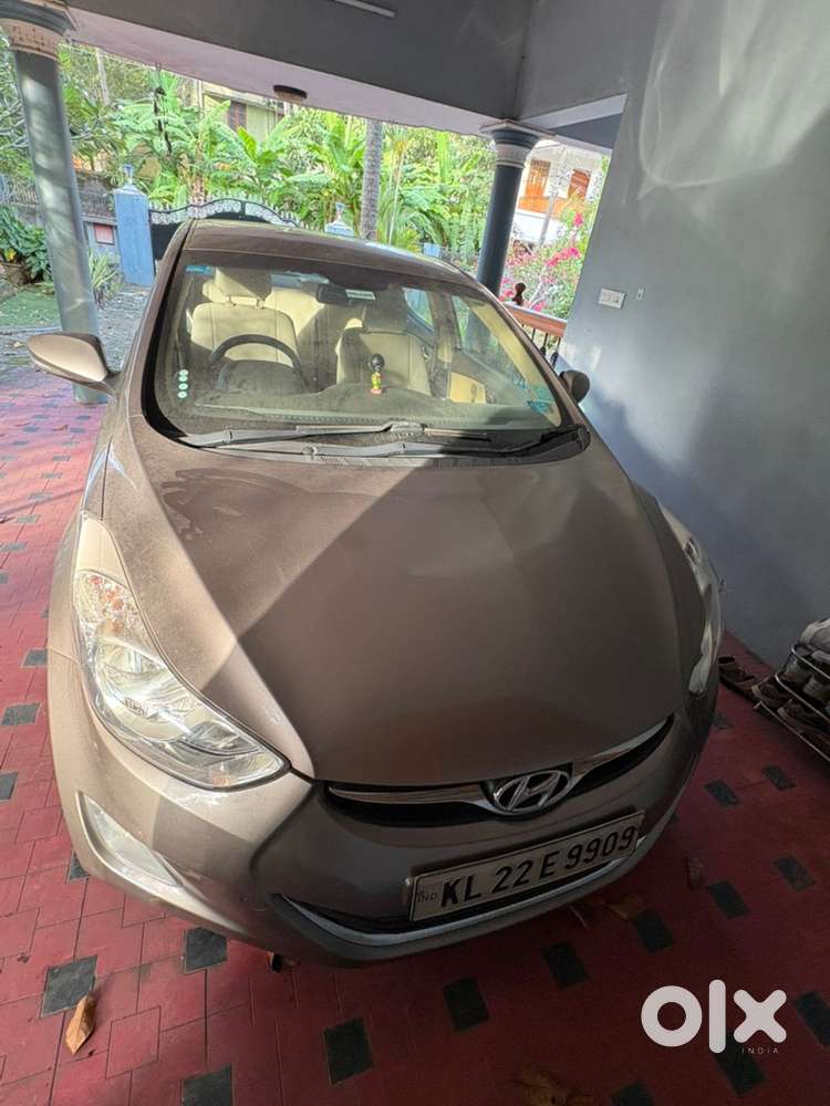 Hyundai Elantra Petrol 2013