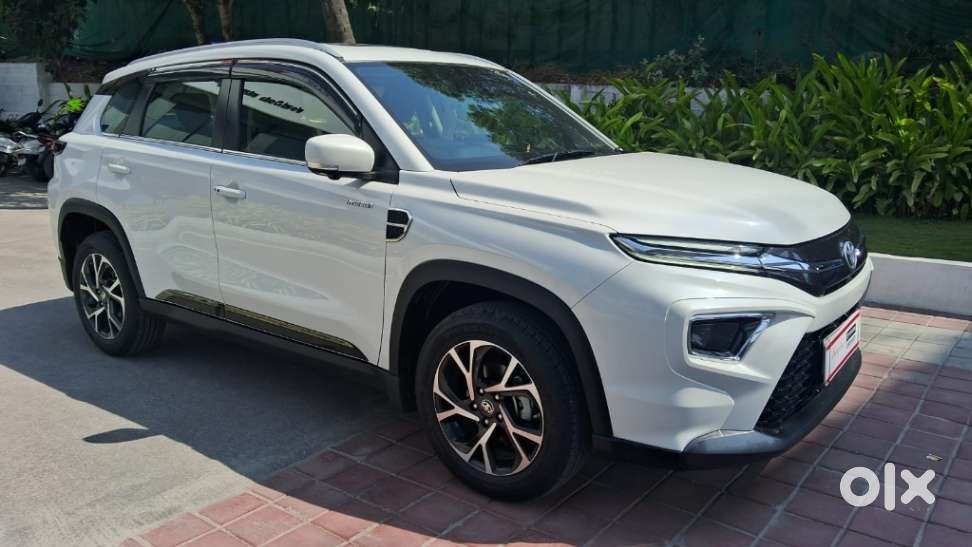 Toyota Urban Cruiser Hyryder 1.5 V Hybrid, 2025, Petrol