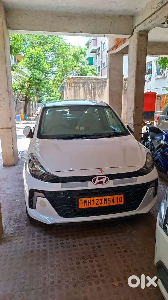 Hyundai Aura 2025 Petrol 3200 Km Driven Good Condition