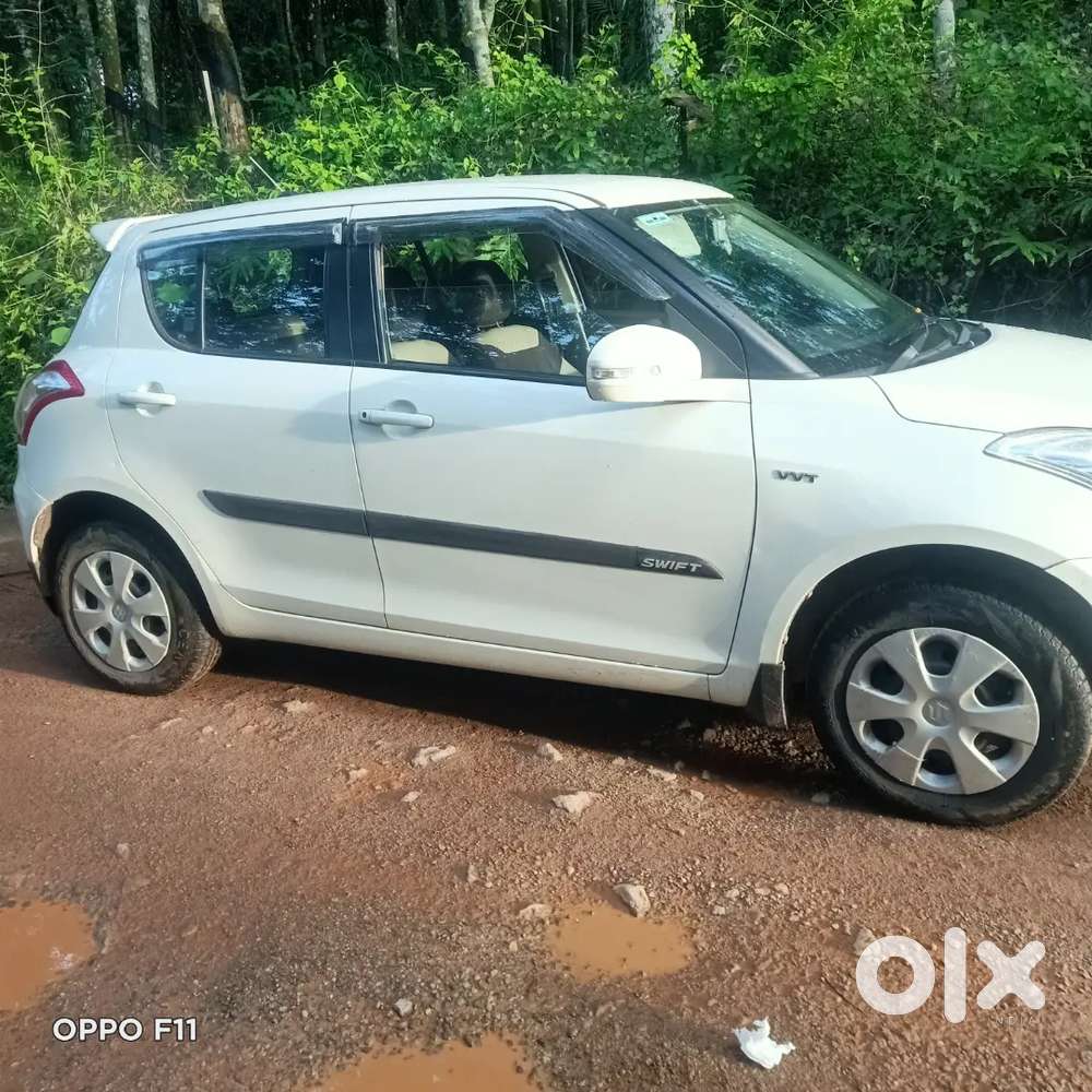 Maruti Suzuki Swift 2013 Petrol 155000 Km Driven