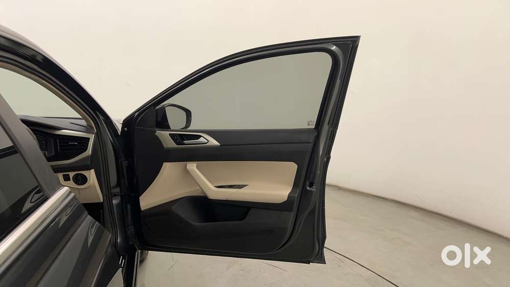Volkswagen Virtus Highline Plus 1.0 Tsi At, 2022, Petrol