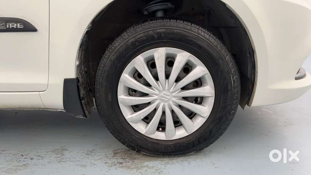Maruti Suzuki Swift Dzire 1.3 Vxi, 2015, Petrol