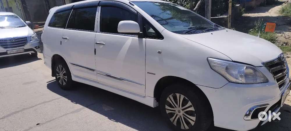 Toyota Innova Good Condition In Car And New Seat Cover