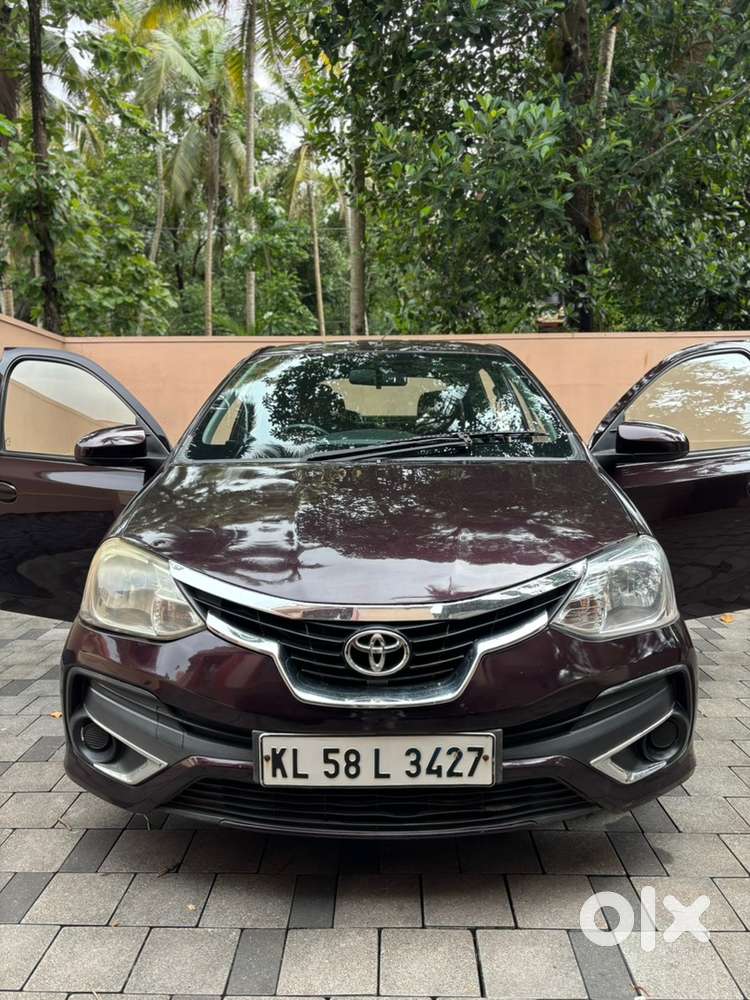 Toyota Etios Liva 2013