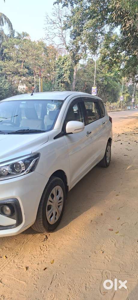 Maruti Suzuki Ertiga Vxi At Petrol, 2021, Petrol