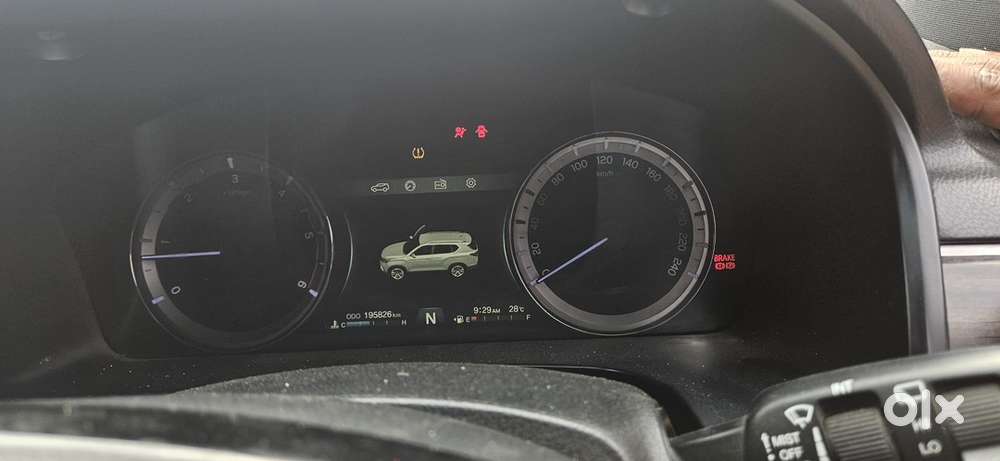 Mahindra Alturas G4 2019 Diesel Well Maintained