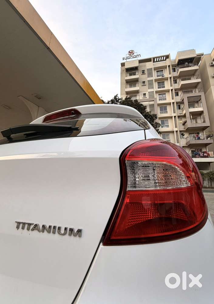 Ford Figo 2012-2015 Petrol Titanium, 2020, Petrol