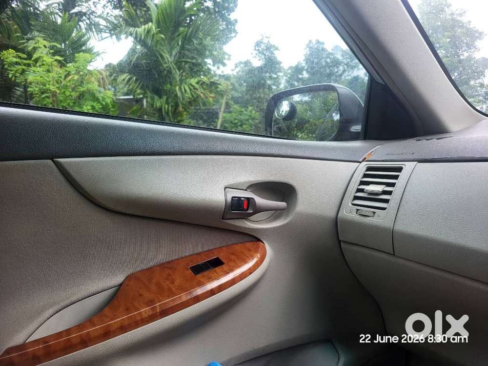 Toyota Corolla Altis 2009 Petrol Well Maintained