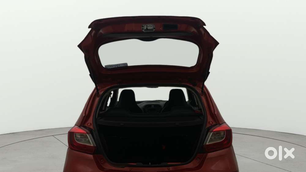 Tata Tiago 1.2 Revotron Xt, 2017, Petrol