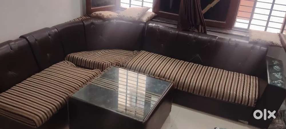 सोफा सेट 6 सीटर