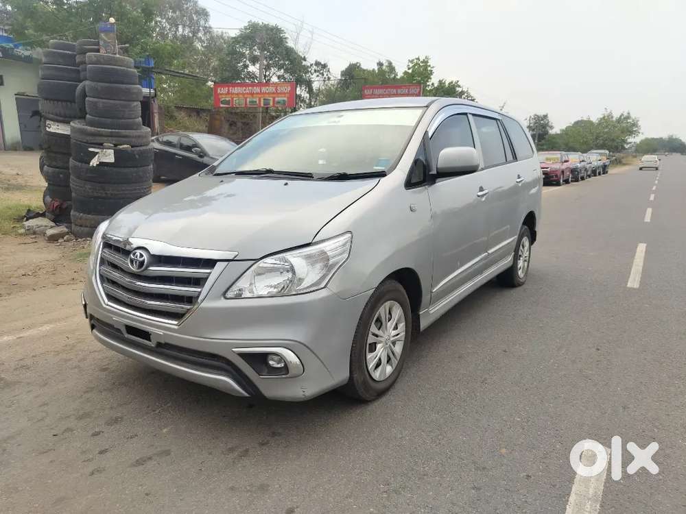 Toyota Innova 2015 Diesel 96000 Km Comfort Driven Comfort Car