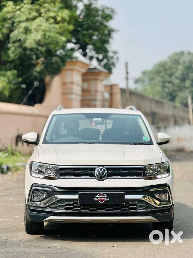 Volkswagen Taigun 1.0 Tsi Highline At, 2022, Petrol