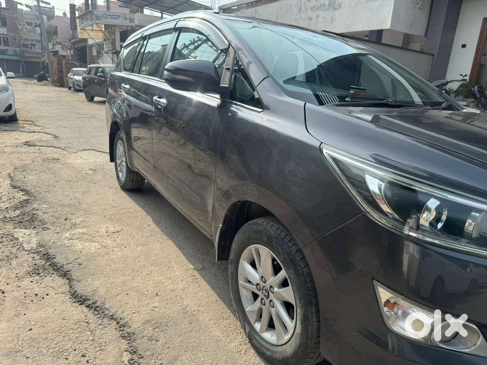 Toyota Innova Crysta 2018 Diesel Manual Car