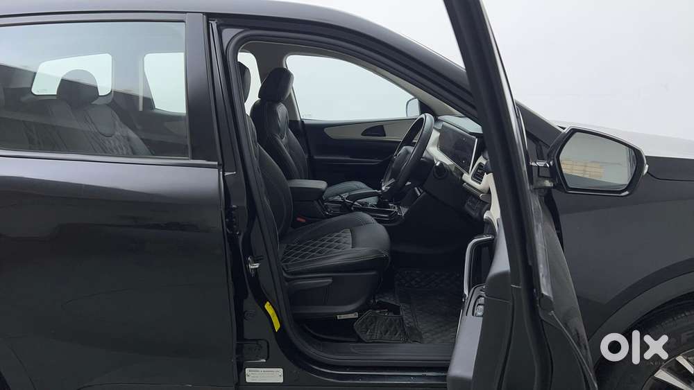 Mahindra Xuv700 2.2 Ax 5 Diesel Mt Str, 2024, Diesel