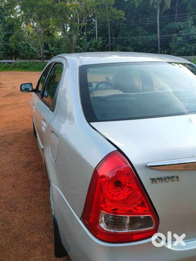 Toyota Etios G 2012