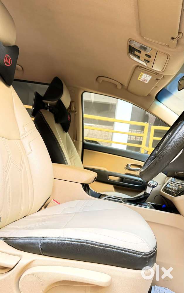 Kia Carnival Premium, 2020, Diesel