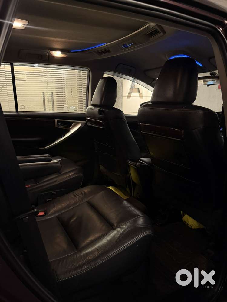 Toyota Innova Crysta Zx 2.4 Diesel 7 Seater, 2016, Diesel