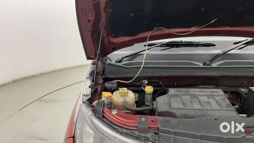 Mahindra Kuv 100 2016-2017 Mfalcon G80 K8 5str, 2016, Petrol