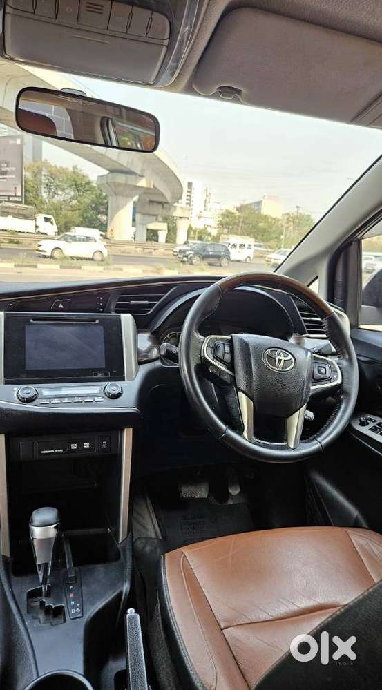 Toyota Innova Crysta 2.8z Automatic, 2018, Diesel