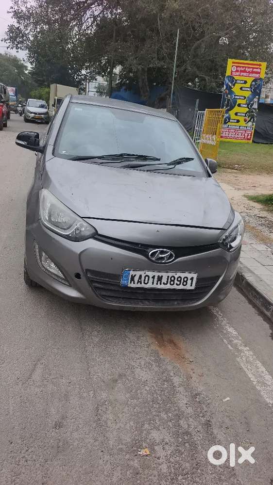 Hyundai I20 2013 Petrol 100000 Km Driven