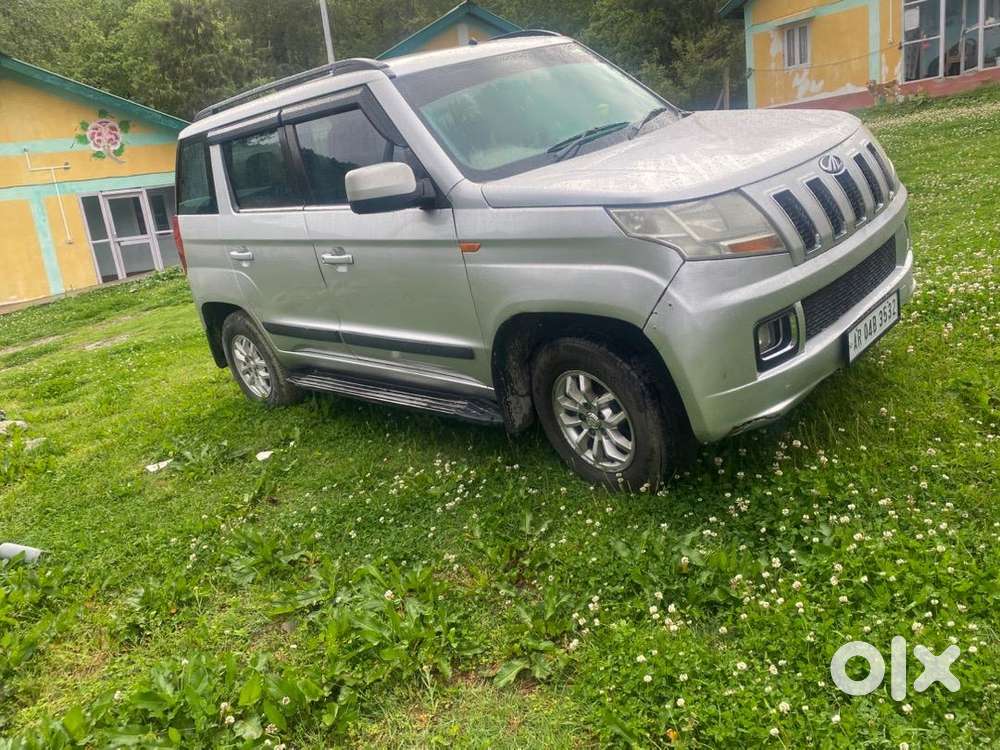 Mahindra Tuv 300 2015 Diesel Well Maintained