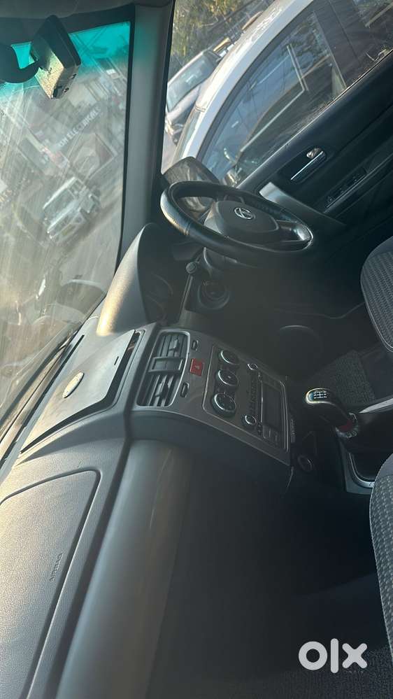 Tata Safari Storme Vx, 2014, Diesel